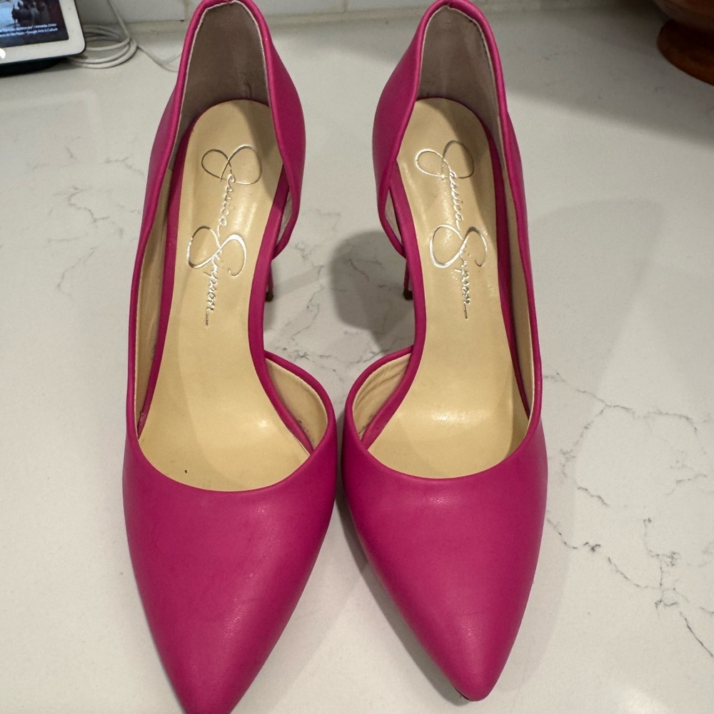Jessica Simpson Fuchsia Pointed-Toe Heels
